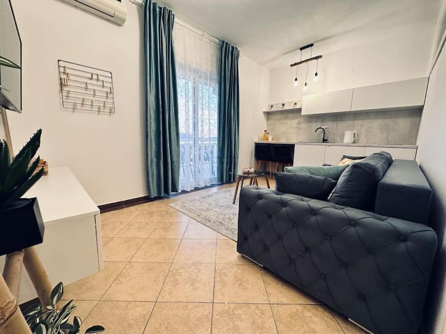 Beautiful Fully Renovated Apartment By The Sea, Large Balcony With Enchanting Views 内乌姆 外观 照片